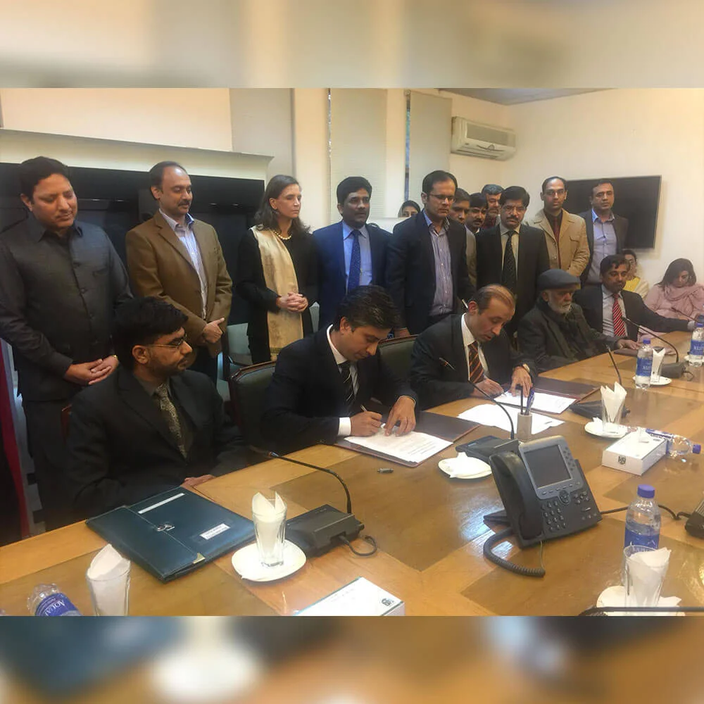 Hammad Haseeb Rao Signing MOU with Chairman TEVTA Irfan Qaiser Sheikh